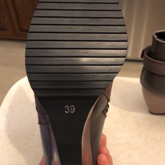 Grey Wedge Booties BRAND NEW!! - Picture 3 of 3